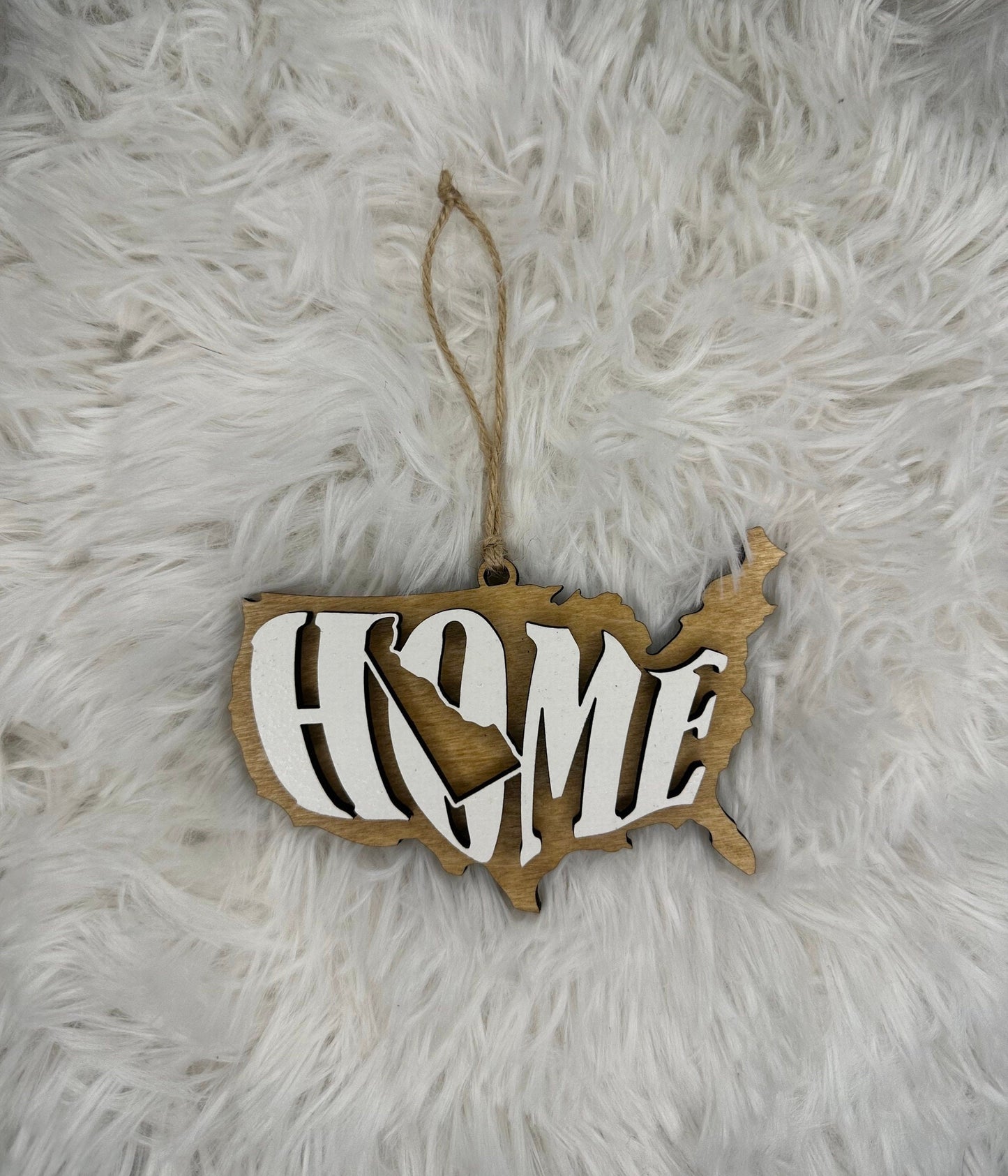 Delaware State Ornament | DE US Home Wood Present | Christmas Gift